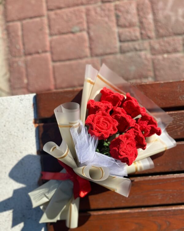 Red Crochet Flower Bouquet - Image 2