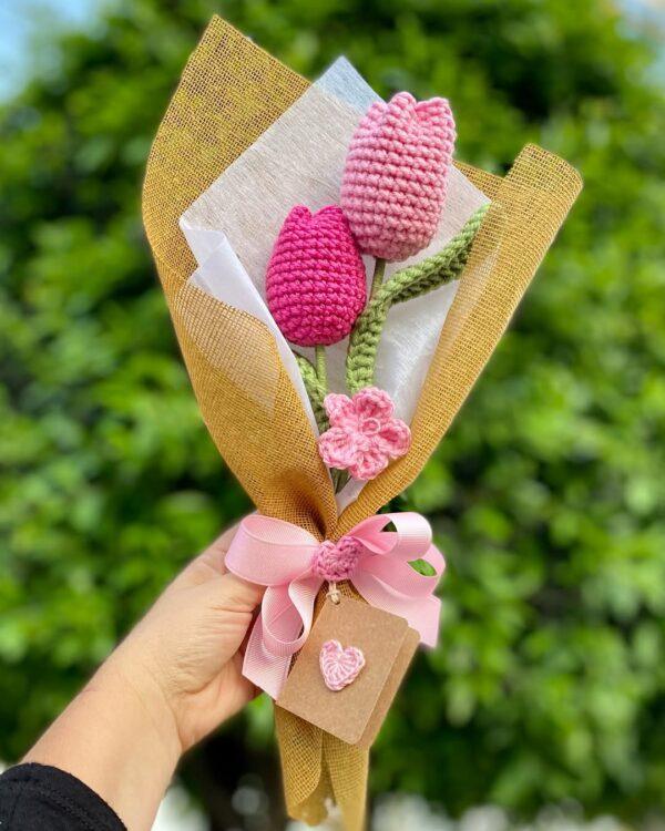 Crochet Flower Bouquet - Image 3