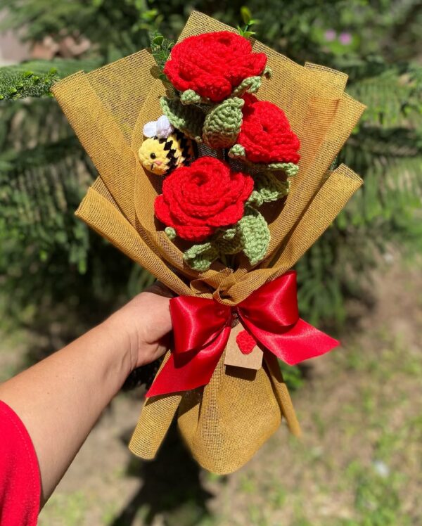 Crochet Flower Bouquet - Image 2