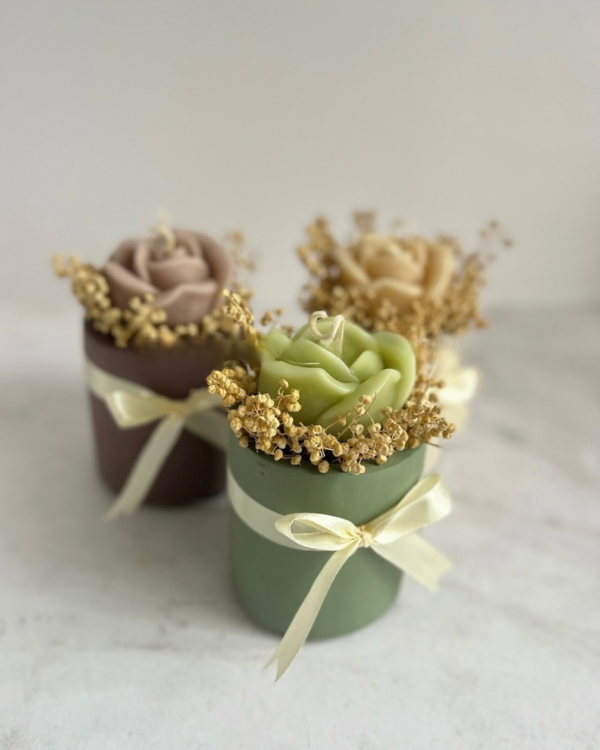 Flower Bouquet Candle - Image 2